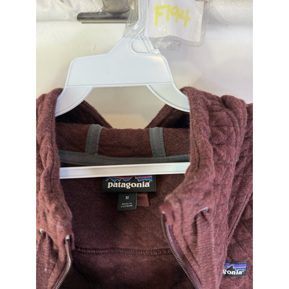 Patagonia Quilted Full-Zip Jacket Burgundy - Picture 3 of 10